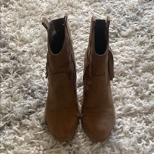 Nine West leather ankle booties with fringe